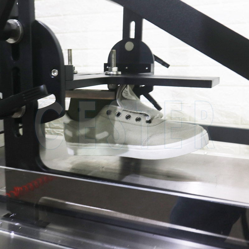 Cómo realizar la máquina de prueba de resistencia al deslizamiento del calzado con computadora