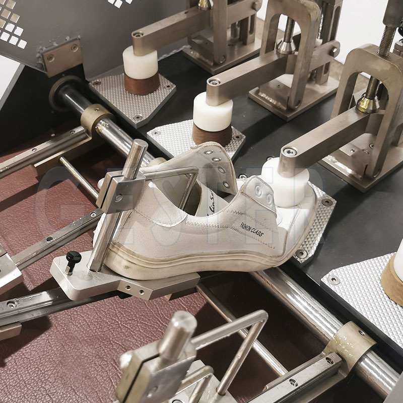 ¿Cuáles son los componentes estructurales de la máquina de prueba de flexión de calzado?