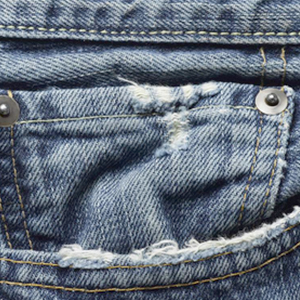 ¿Cómo solucionar el problema de los pantalones rotos?
